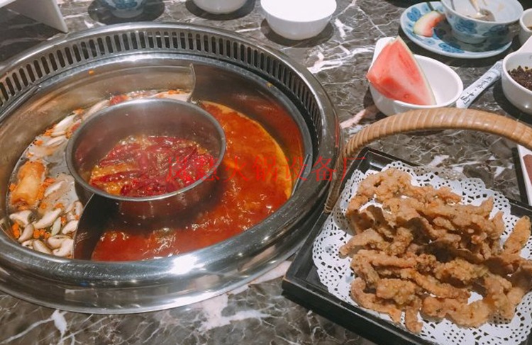 四川直銷無煙火鍋桌子的特點 四川直銷無煙火鍋桌子的特點(www.meishijia520.cn)